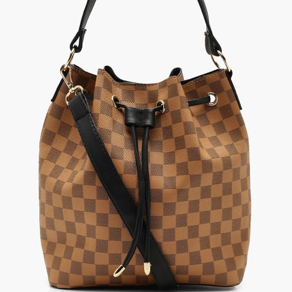 Boohoo Check Duffle Day Bag *NWT*